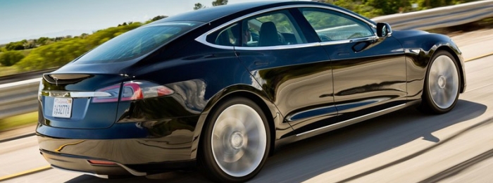 Китайские хакеры взломали бортовой компьютер электромобиля Tesla
